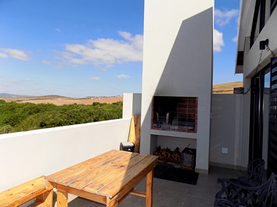 2 Bedroom Property for Sale in Hartland Lifestyle Estate Western Cape